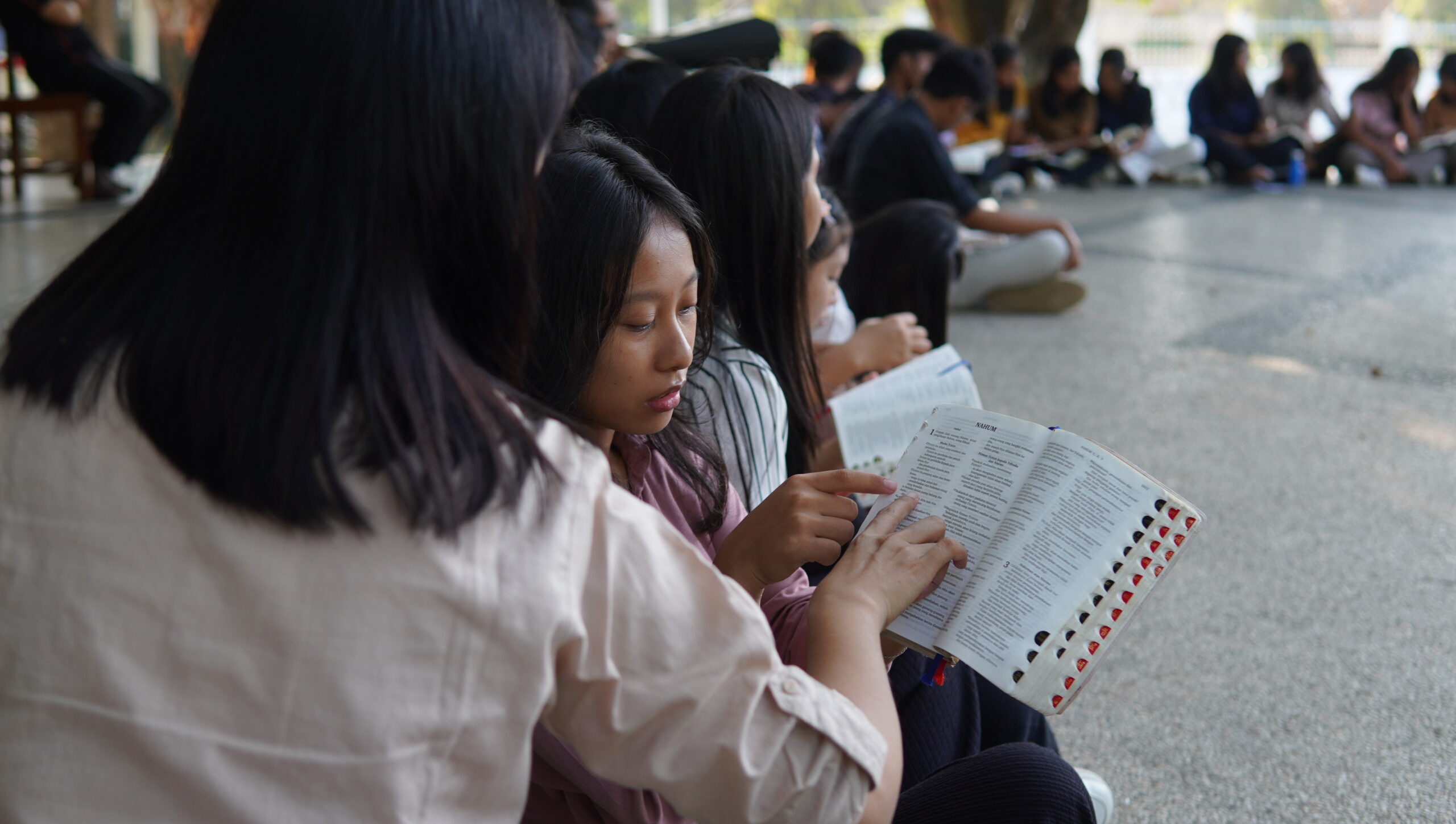 Kegiatan Bina Iman BKSN di SMA Xaverius Pringsewu: Membangun Iman Melalui Pendalaman Kitab Suci