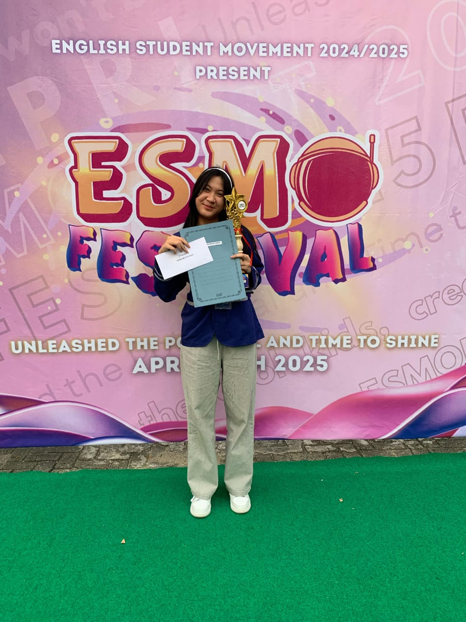 Siswa SMA Xaverius Pringsewu Raih Juara 2 dalam Speech Competition ESMO Festival 2025 di UMPR
